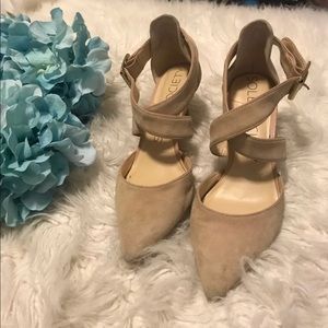 Sole society pumps size 7